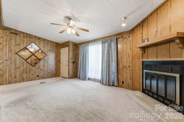 1200 Barkers Creek Road, Whittier, NC 28789