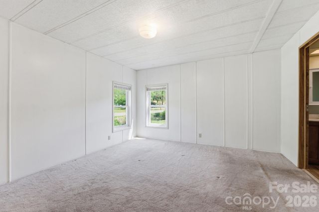 1200 Barkers Creek Road, Whittier, NC 28789