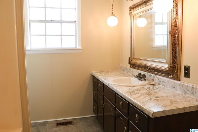 108 OAK ROAD, Anniston, AL 36206