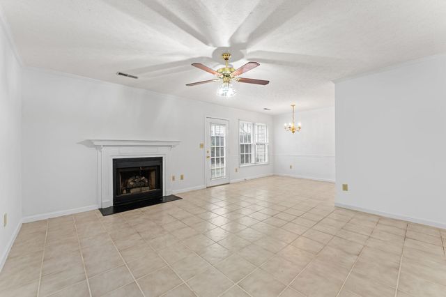 40 Wood Pointe Drive, Greenville, SC 29615