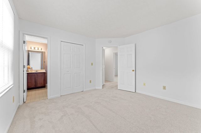 40 Wood Pointe Drive, Greenville, SC 29615