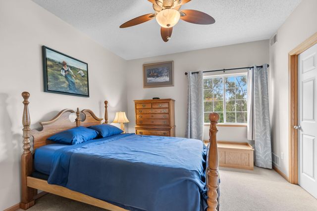 12795 Collegeview Drive 203, Eden Prairie, MN 55347