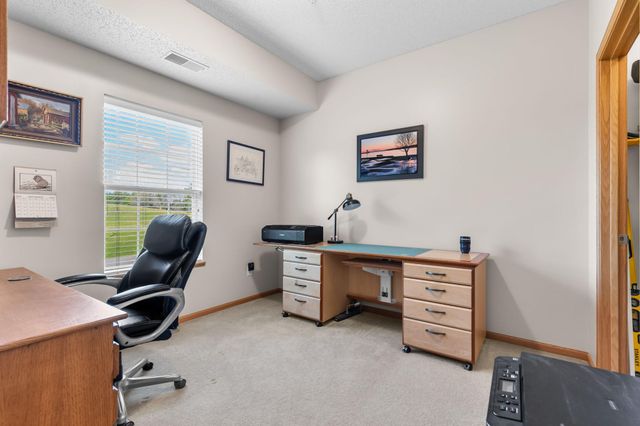 12795 Collegeview Drive 203, Eden Prairie, MN 55347