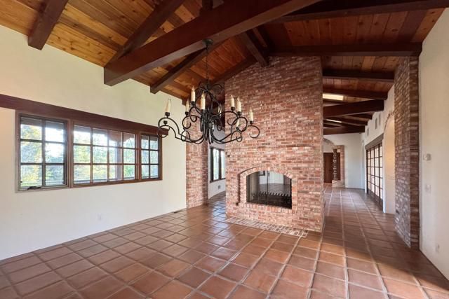 5443 Calzada Del Bosque, Rancho Santa Fe, CA 92067