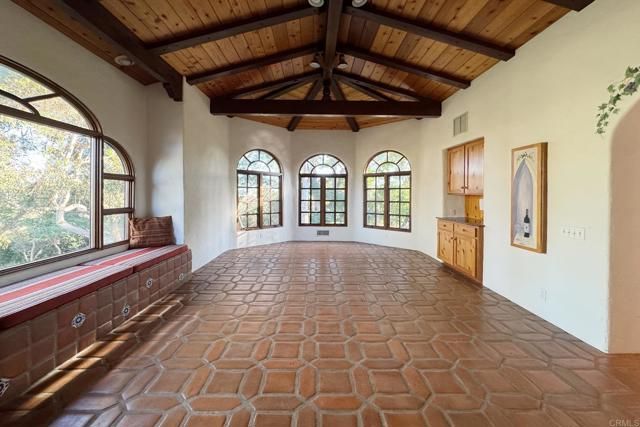 5443 Calzada Del Bosque, Rancho Santa Fe, CA 92067