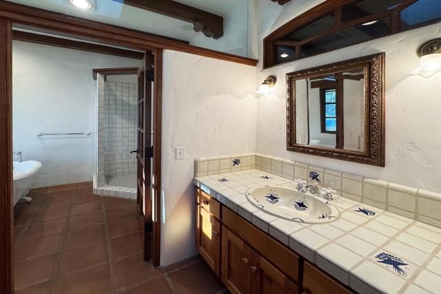 5443 Calzada Del Bosque, Rancho Santa Fe, CA 92067