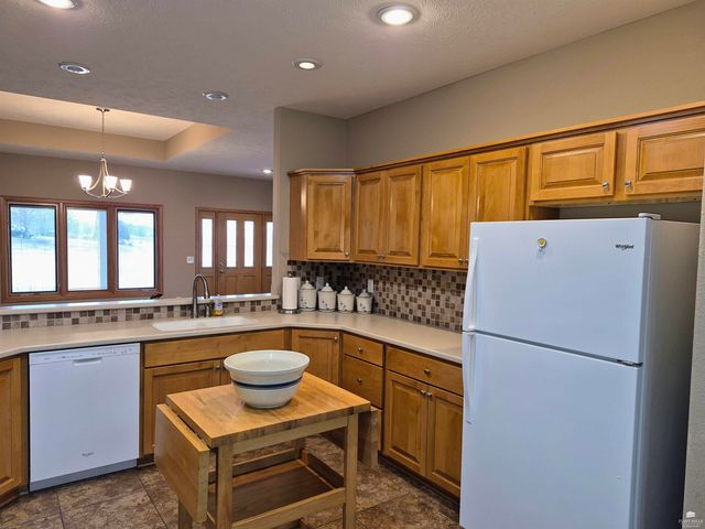 520 Elise Heights, Abilene, KS 67410