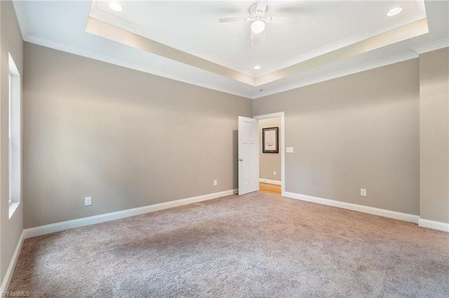 6037 Lura Road, Winston-salem, NC 27104
