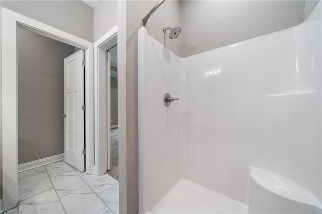 6037 Lura Road, Winston-salem, NC 27104
