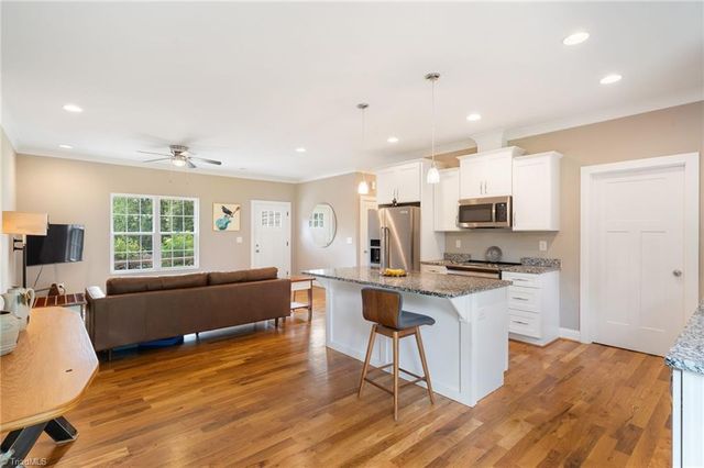 6037 Lura Road, Winston-salem, NC 27104