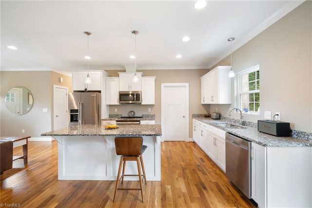 6037 Lura Road, Winston-salem, NC 27104