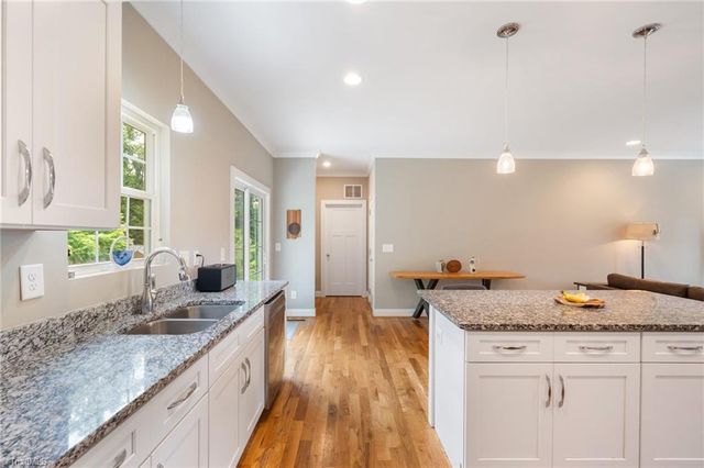 6037 Lura Road, Winston-salem, NC 27104