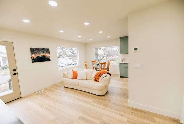 345 E 600 S, Centerville, UT 84014