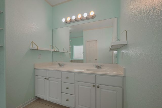 5003 Forest Moss Court, Houston, TX 77084