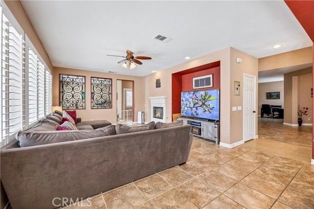 353 Caldera, Perris, CA 92570