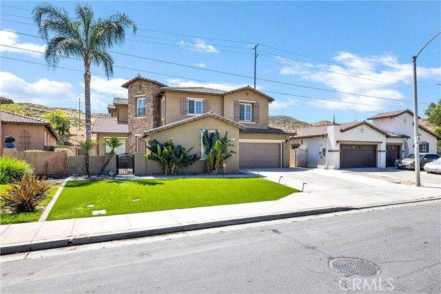 353 Caldera, Perris, CA 92570