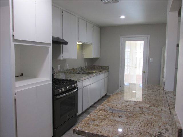 2242 Phoenix Ave Avenue, Kingman, AZ 86401