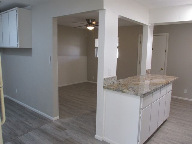 2242 Phoenix Ave Avenue, Kingman, AZ 86401