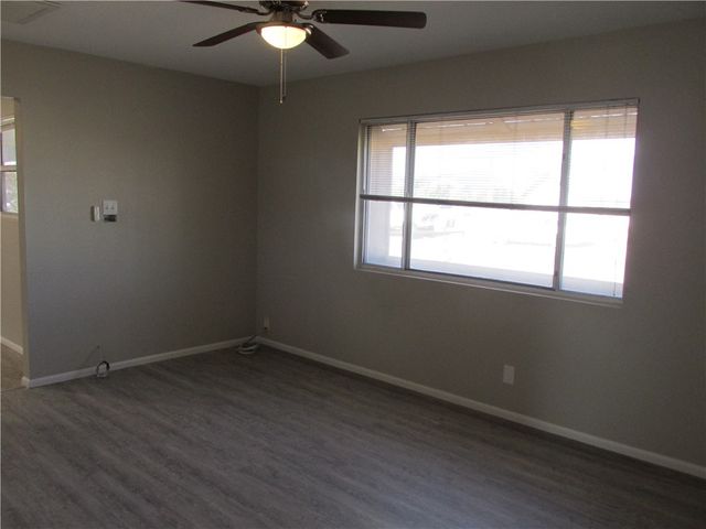 2242 Phoenix Ave Avenue, Kingman, AZ 86401