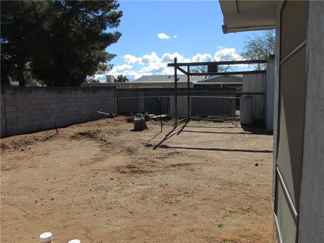 2242 Phoenix Ave Avenue, Kingman, AZ 86401