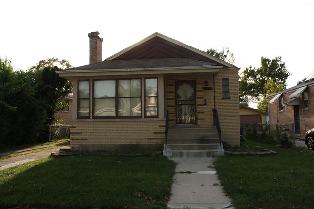 14420 S Lowe Avenue, Riverdale, IL 60827