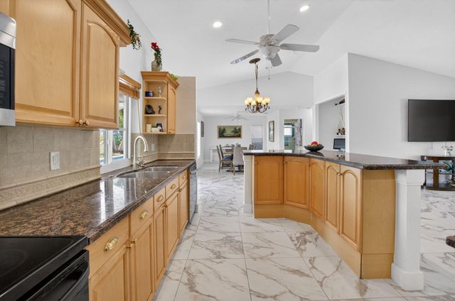 1273 NW 11th Street, Boynton Beach, FL 33426