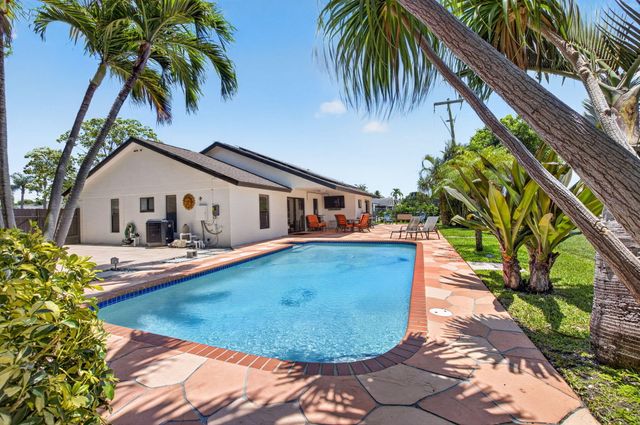 1273 NW 11th Street, Boynton Beach, FL 33426