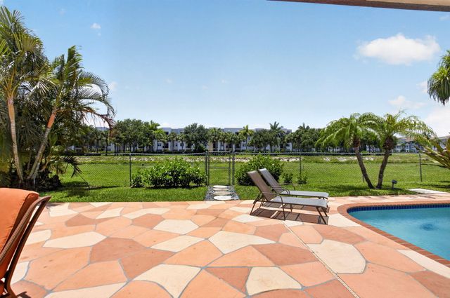 1273 NW 11th Street, Boynton Beach, FL 33426