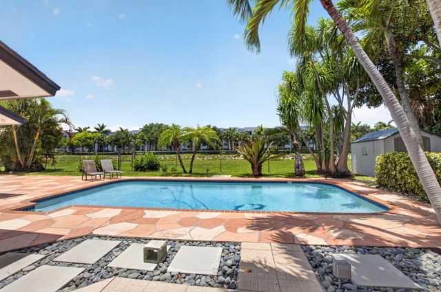 1273 NW 11th Street, Boynton Beach, FL 33426