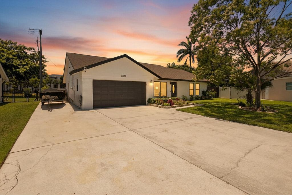 1273 NW 11th Street, Boynton Beach, FL 33426