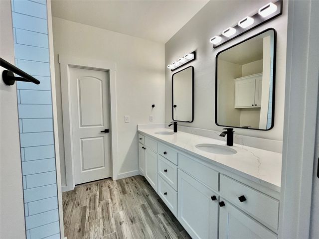 5113 Brooke Rd, Tuttle, OK 73089