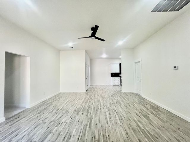 5113 Brooke Rd, Tuttle, OK 73089