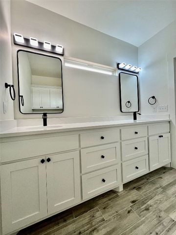 5113 Brooke Rd, Tuttle, OK 73089