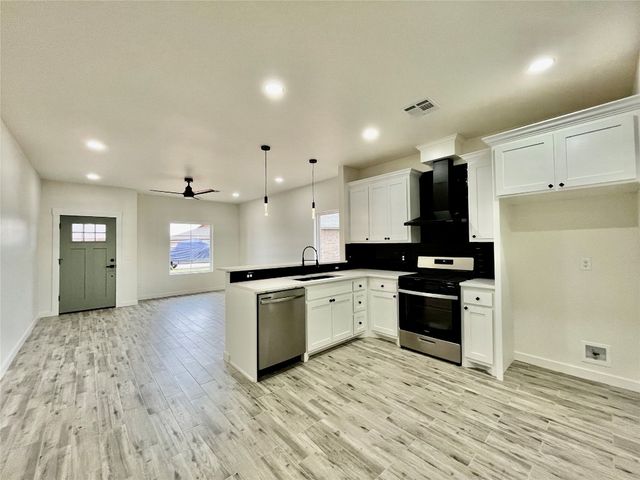 5113 Brooke Rd, Tuttle, OK 73089