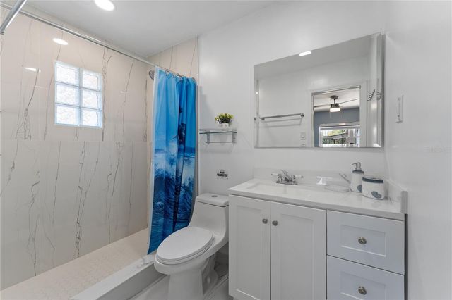 138 PEARL AVENUE, Sarasota, FL 34243