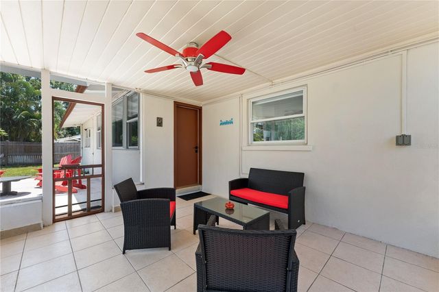 138 PEARL AVENUE, Sarasota, FL 34243