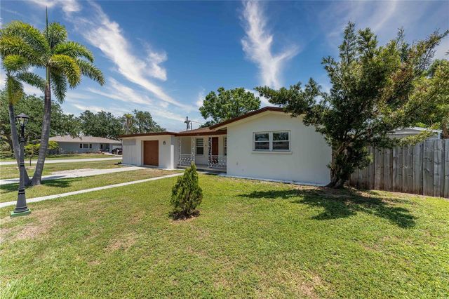 138 PEARL AVENUE, Sarasota, FL 34243