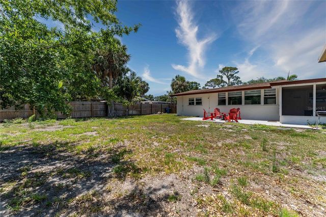 138 PEARL AVENUE, Sarasota, FL 34243