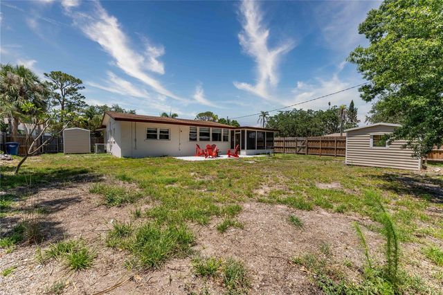 138 PEARL AVENUE, Sarasota, FL 34243