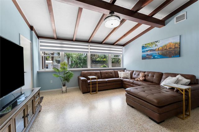138 PEARL AVENUE, Sarasota, FL 34243