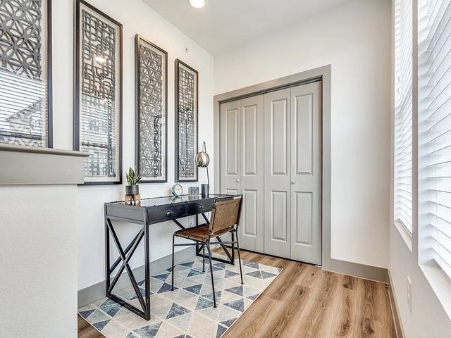 4020 McEwen Road 9121, Farmers Branch, TX 75244