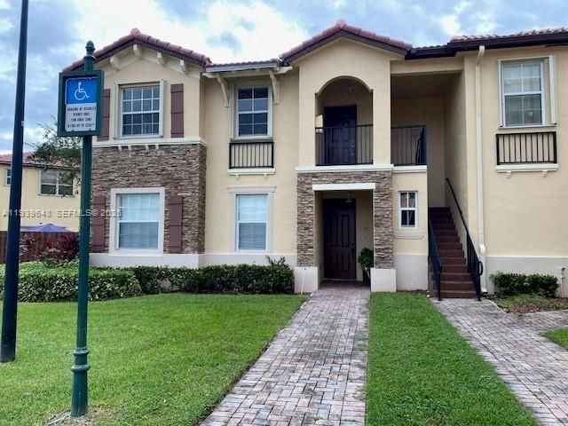3360 NE 14th Dr 104-30, Homestead, FL 33033