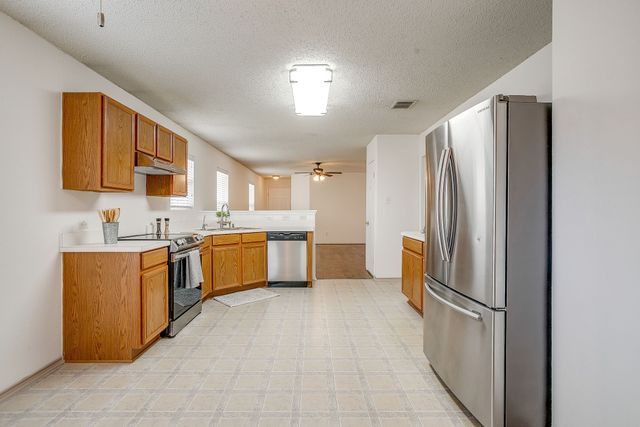 4940 Waterford Drive, Fort Worth, TX 76179