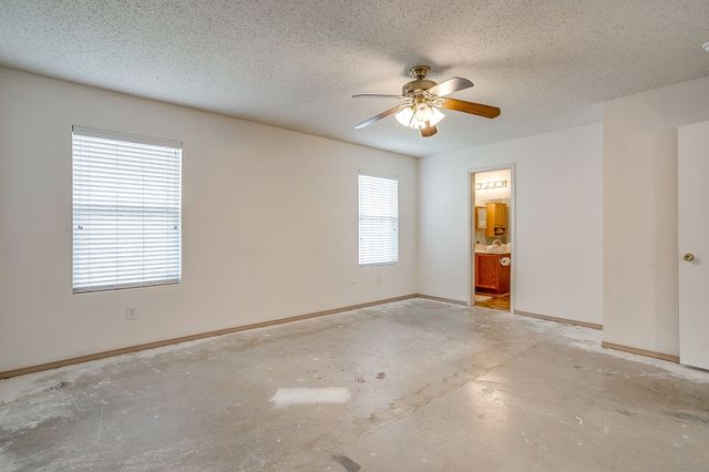 4940 Waterford Drive, Fort Worth, TX 76179