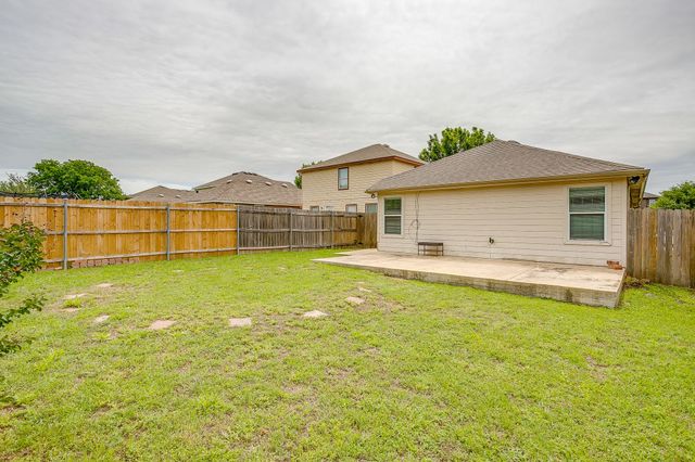 4940 Waterford Drive, Fort Worth, TX 76179