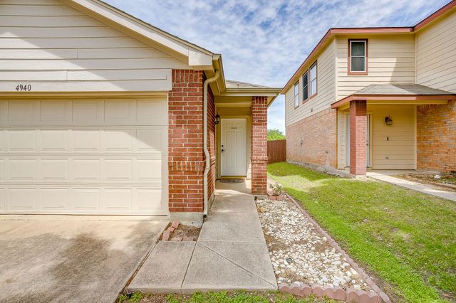 4940 Waterford Drive, Fort Worth, TX 76179
