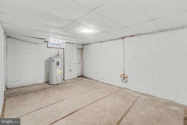 909 SUNNYSIDE RD, Hummelstown, PA 17036