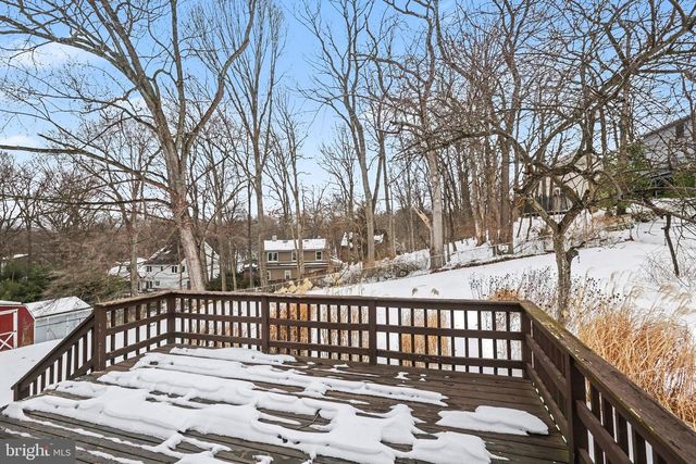 909 SUNNYSIDE RD, Hummelstown, PA 17036