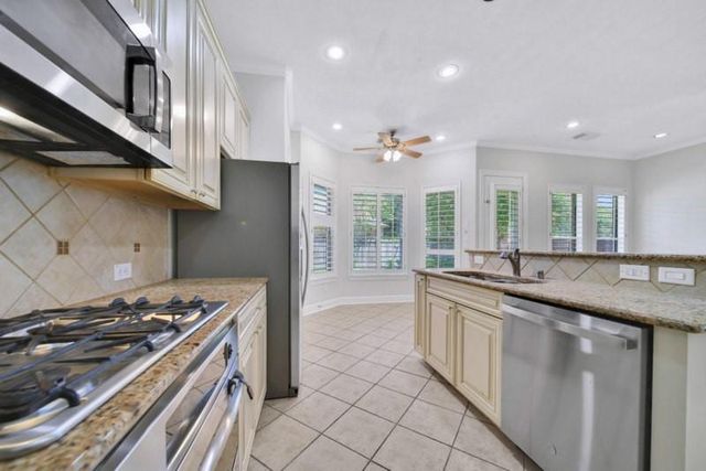 6523 Monrovia Lane, Sugar Land, TX 77479