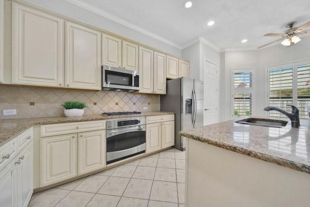 6523 Monrovia Lane, Sugar Land, TX 77479